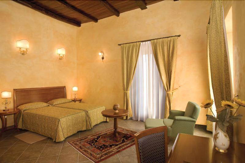 Hotel Palazzo Marzano Briatico Exterior foto